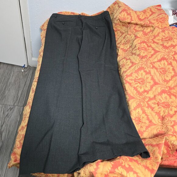 Express Editor Pants 4S β Sleek, Professional & Flattering Fit - Picture 5 of 10